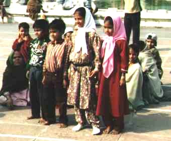 Children of India and Nepal, 2000